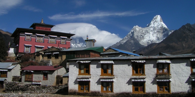 Glimpse of Everest trek