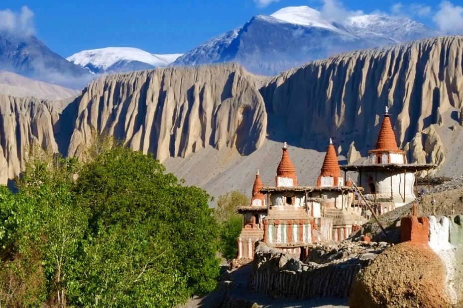 Upper Mustang Lo Manthang Trek